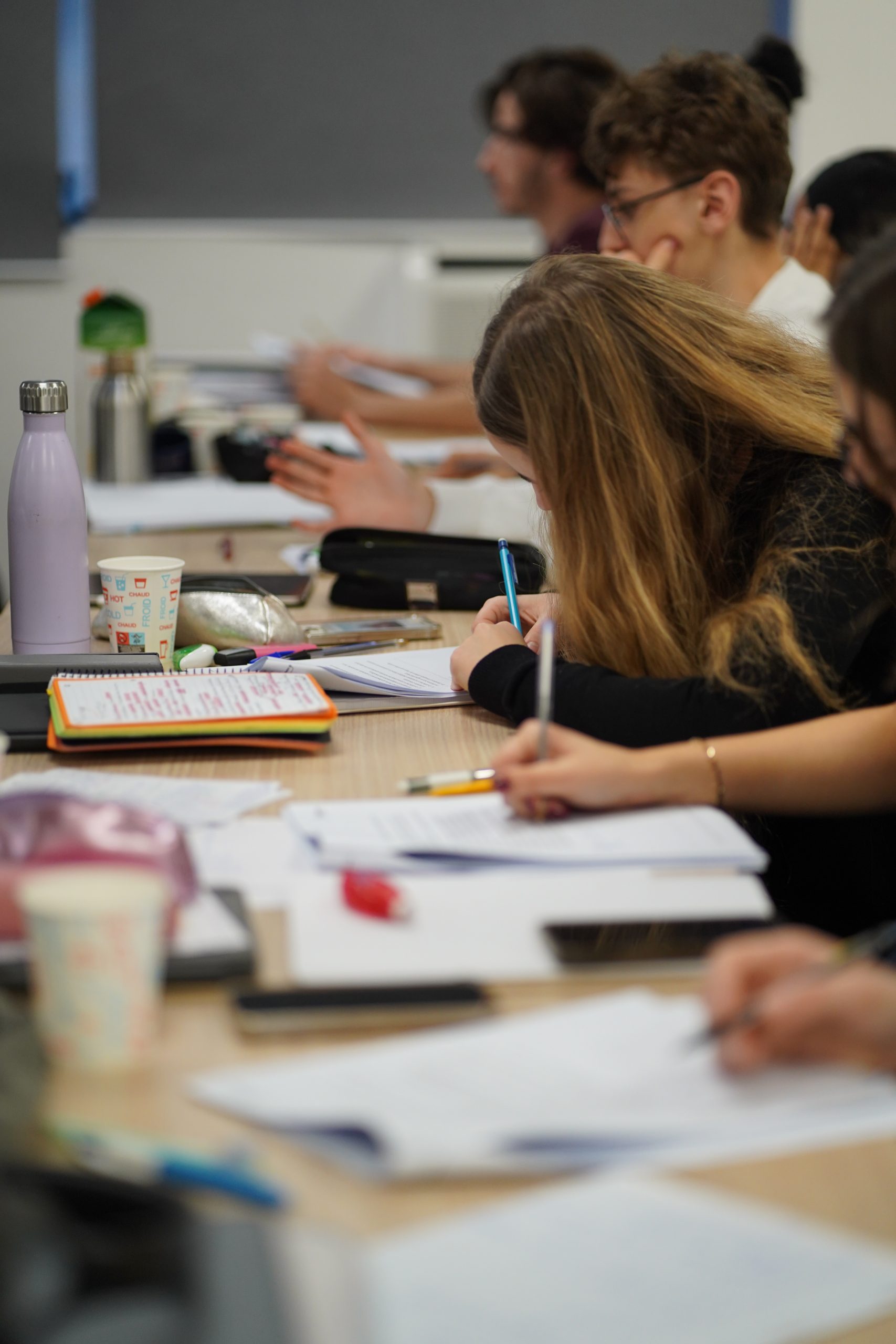Étudiants en cours chez Altimed Prépa à La Tronche